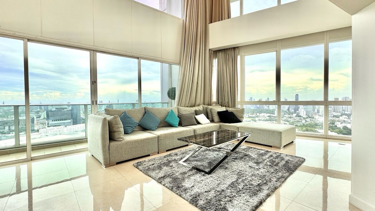 For RentCondoSukhumvit, Asoke, Thonglor : Millenium Penthouse Tower D 316 SQM for Rent !! Beautiful Benkiti Park View 🏡45 Floor! Town Down of Bangkok Near Asoke and Promphong BTS 5 Minute !! Close to Emporium Mall and Emquatier !! Super Locaton (Contact Me for Viewing 081-999-4482) Kate