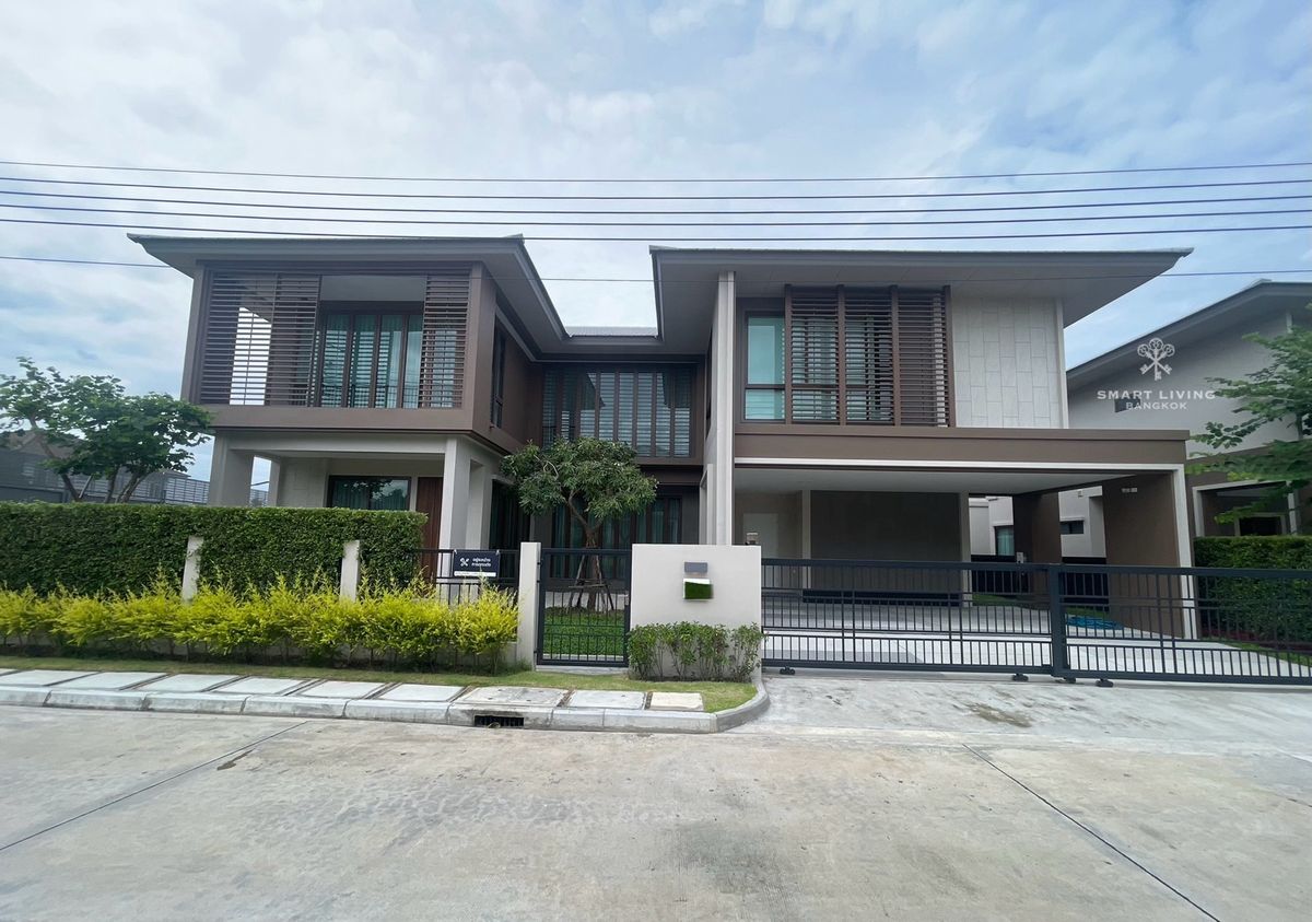ให้เช่าบ้านพัฒนาการ ศรีนครินทร์ : 📢👇 บ้านเดี่ยวหรู ใหม่ แปลงมุม ย่านกรุงเทพกรีฑา–รามคำแหง ประหยัดไฟด้วยระบบ solar cell มี EV Charger ใกล้โรงเรียนนานาชาติชื่อดัง ร้านอาหาร คาเฟ่ และแหล่งช้อปปิ้งยอดนิยม