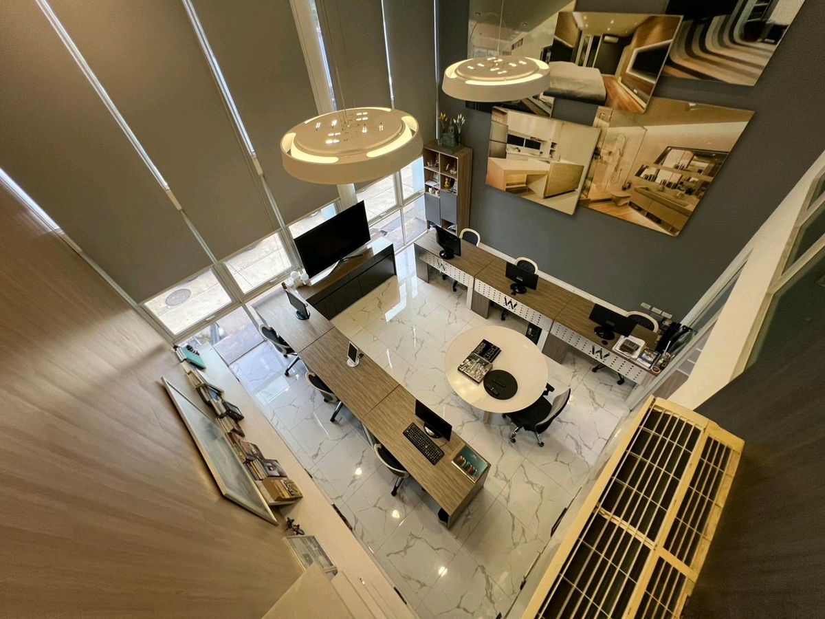 For SaleShop HouseRama3 (Riverside),Satupadit : Selling a 4 -story commercial building as a home office. Easy to travel on the road.
