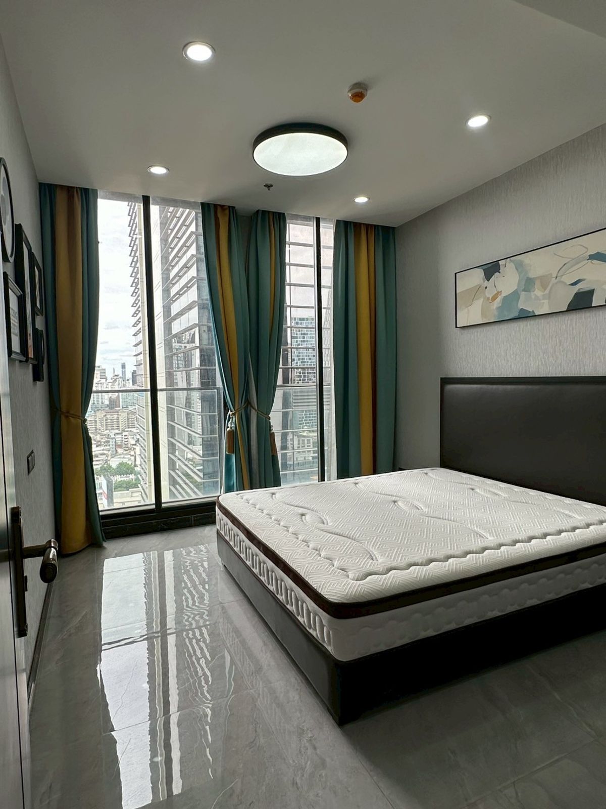 ให้เช่าคอนโดวิทยุ ชิดลม หลังสวน : **ให้เช่าคอนโดใกล้บีทีเอสเพลินจิต**