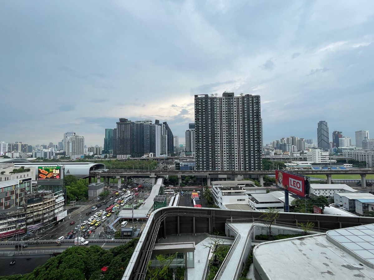 ขายคอนโดพระราม 9 เพชรบุรีตัดใหม่ RCA : ขายคอนโดใจกลางอโศก ราคาดีสุด ห้องใหม่มาก สภาพดี วิวโล่งสวย