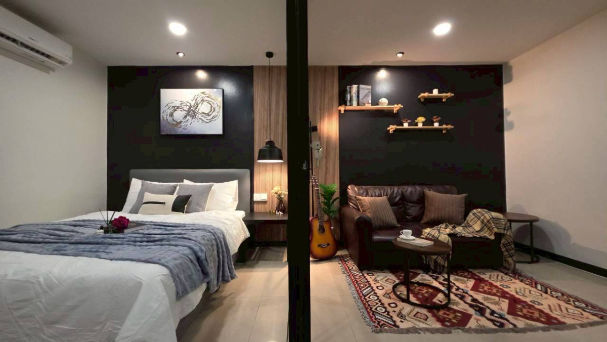 ขายคอนโดบางนา แบริ่ง ลาซาล : ขายคอนโด  รีเจ้นท์ โฮม 7 ซอยสรรพาวุธ 2 BTS-บางนา บางนา เขต บางนา กรุงเทพ CX-142518