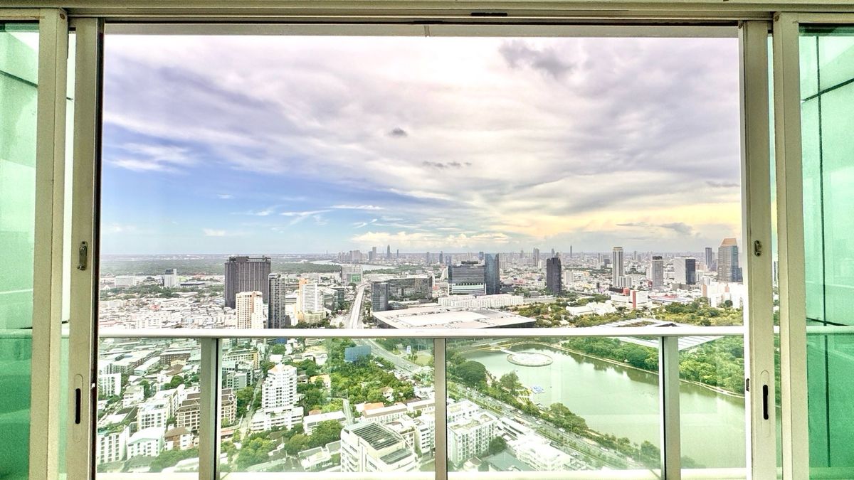 ให้เช่าคอนโดสุขุมวิท อโศก ทองหล่อ : Millenium Penthouse Tower D  316 SQM  for rent !! beautiful Benkiti park view 🏡45 floor ! town down of Bangkok near Asoke and Promphong BTS 5 minute !! close to Emporium mall and emquatier !! super locaton ( contact me  for viewing 081-999-4482 ) kate 
