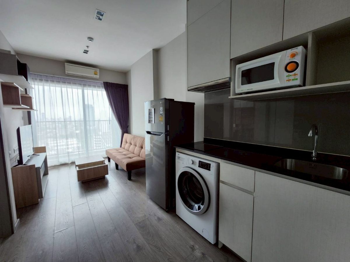 ให้เช่าคอนโดลาดพร้าว เซ็นทรัลลาดพร้าว : Available Now!!! Whizdom Avenue Ratchada-Ladprao