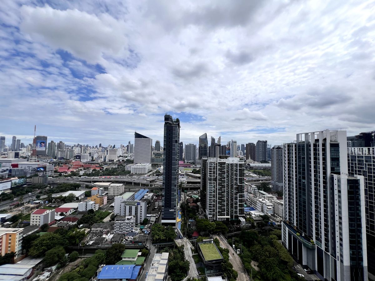 For RentCondoRama9, Petchburi, RCA : Available 100%❗️⭐️ Noble Nue district Rama 9 - 2 big bedroom 💗🍀