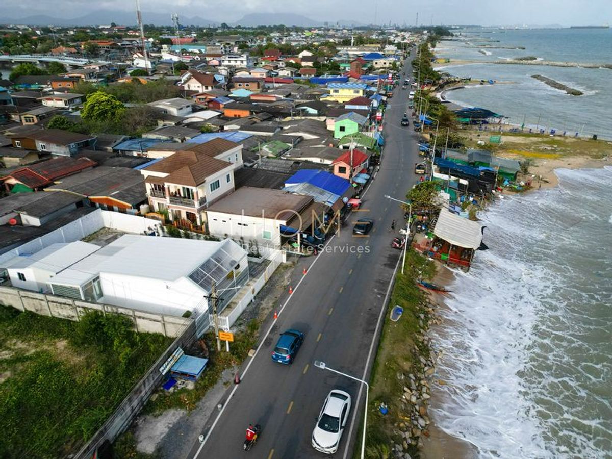 ขายที่ดินระยอง : ที่ดิน 1 ไร่ ติดชายหาดแสงจันทร์ / (ขาย), Land 1 Rai Along Saengchan Beach (FOR SALE) NUT2186