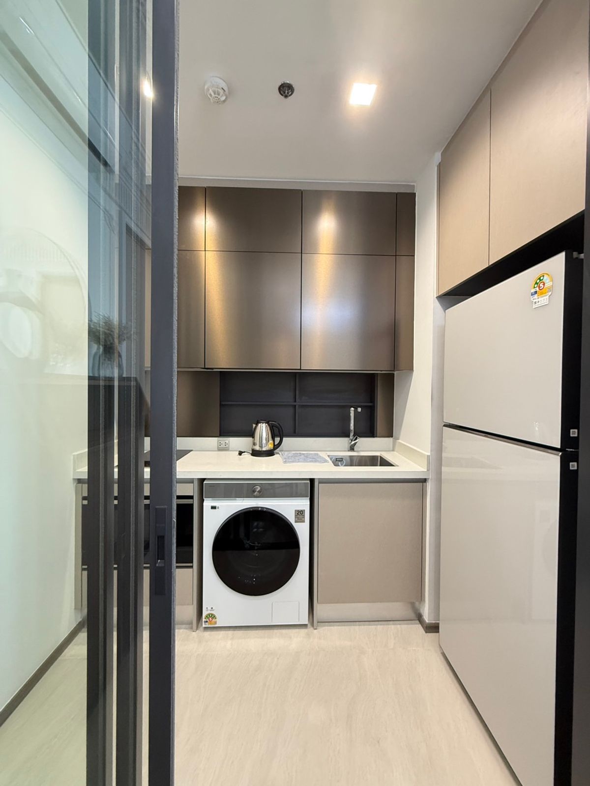 For RentCondoRatchathewi,Phayathai : ⚜️ Best Price for Rent 1 Bedroom Close to Siam Paragon ⚜️