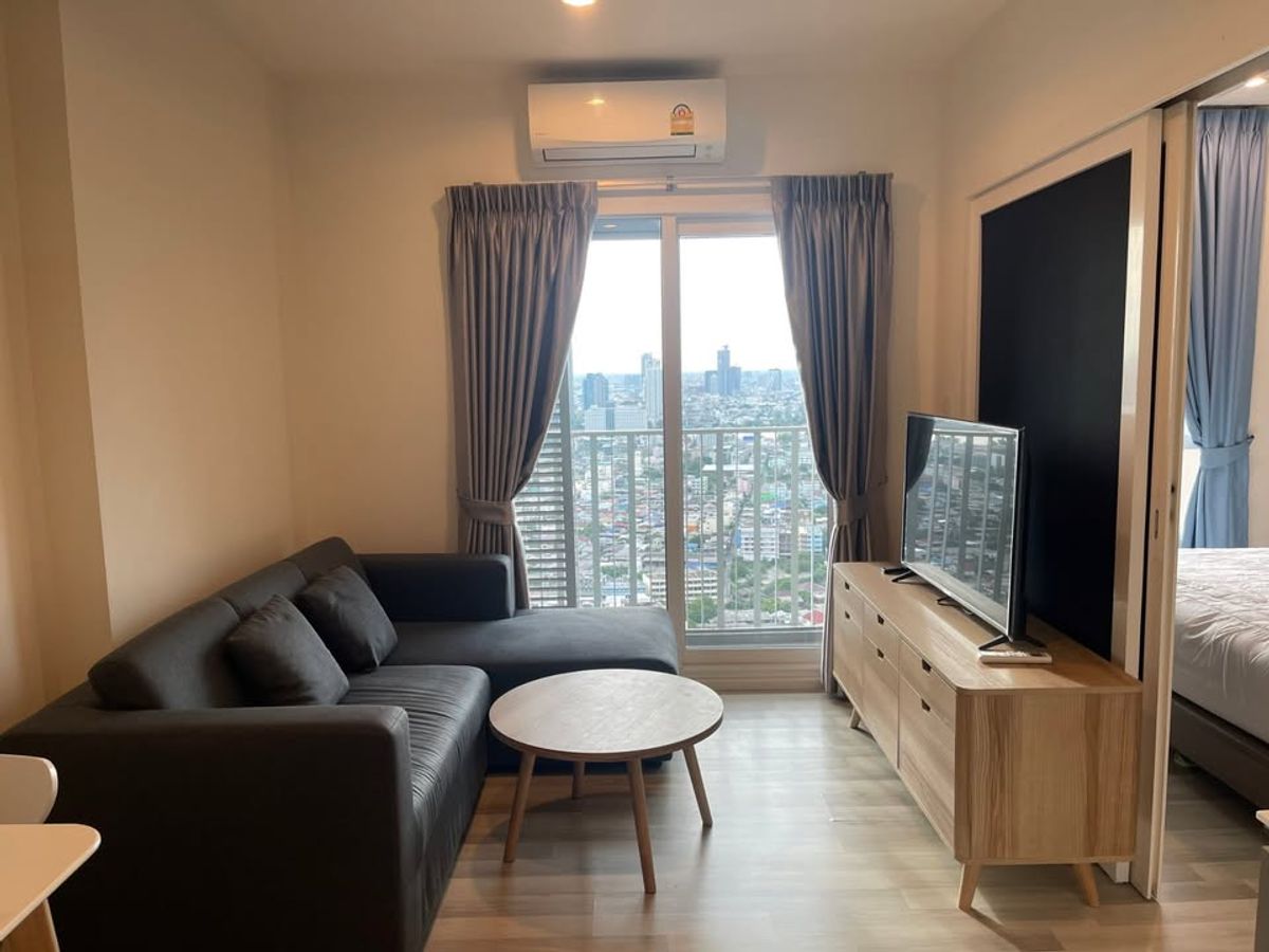 For RentCondoSathorn, Narathiwat : 1 bedroom condo for rent. The Key Sathorn-Charoenrat 🔥 Near BTS Surasak 🔥