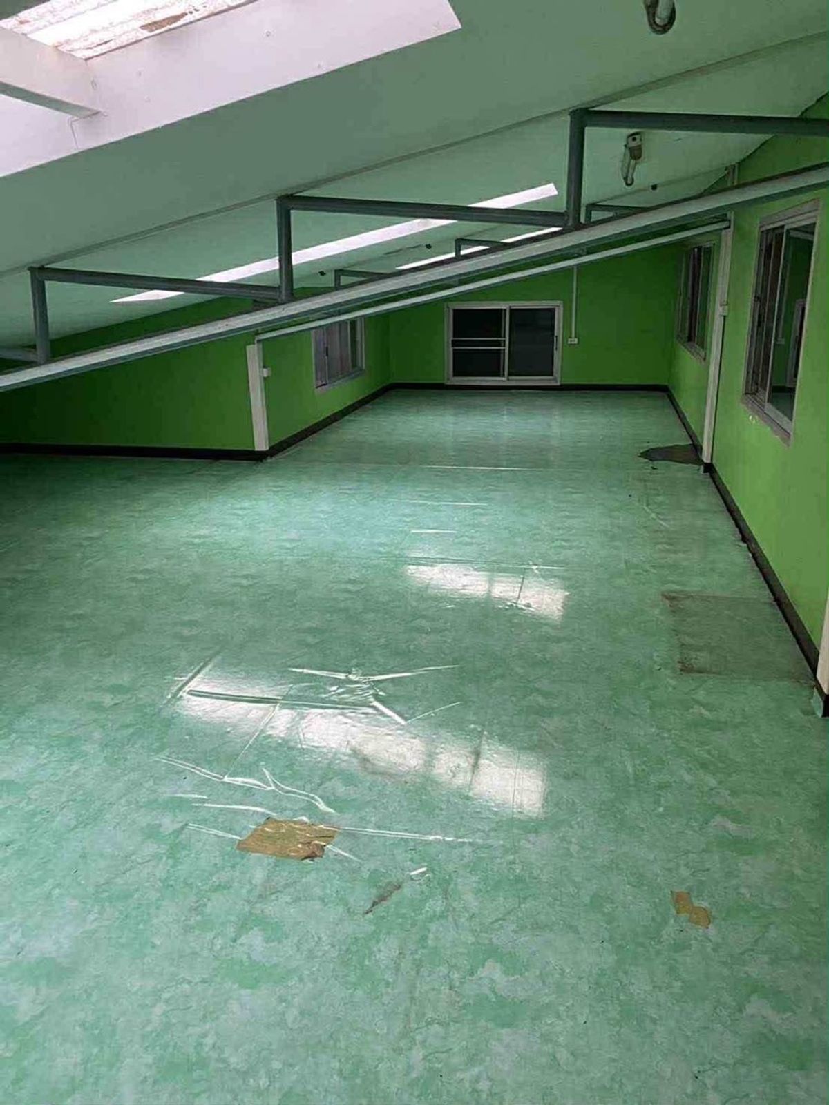 ให้เช่าร้านค้า/ตลาดนัดโชคชัย4 ลาดพร้าว71 : ปล่อยเช่า พื้นที่ทำธุรกิจ ร้านอาหาร กาแฟ เบเกอรี่ อาหารตามสั่ง ครัวกลาง ถนนสังคมสงเคราะห์ ปากซอย 26 แหล่ง ร้านอาหาร คาเฟ่ และที่พักอาศัย