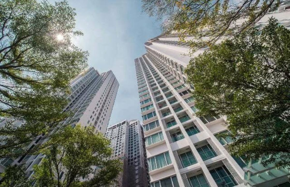 For RentCondoRama9, Petchburi, RCA : Rent TC Green Rama9