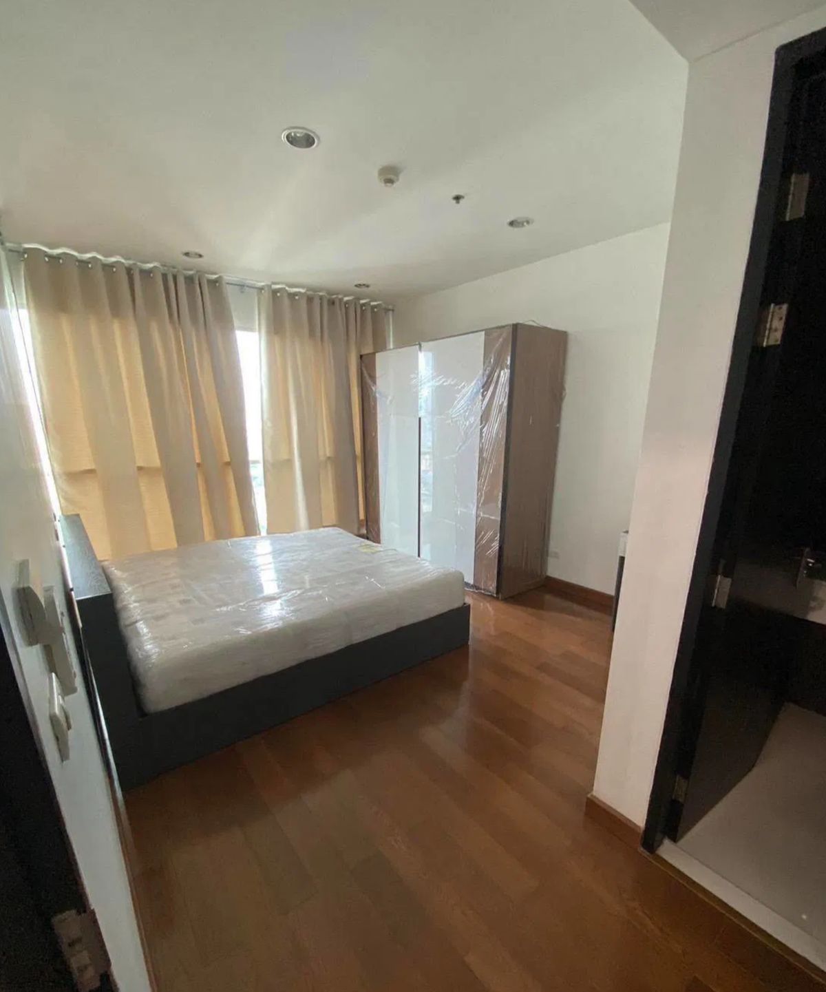 ให้เช่าคอนโดวิทยุ ชิดลม หลังสวน : The Address Chidlom Eng 中 日 Please add LINE ID @806qphgn o8415o5483