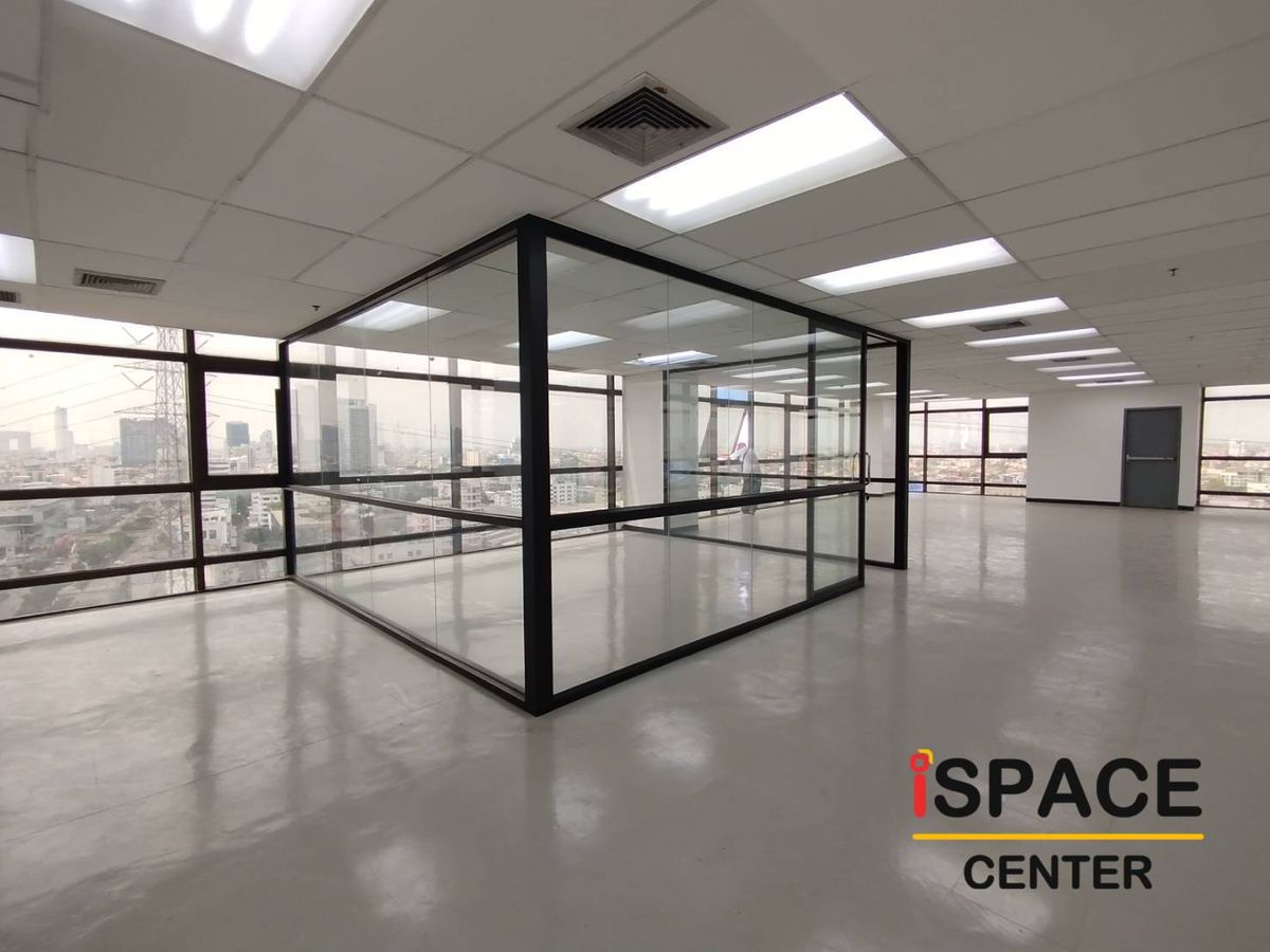 For RentOfficeRatchadapisek, Huaikwang, Suttisan : Rental offices next to MRT Sutthisan about 100 meters with 1 meeting room.