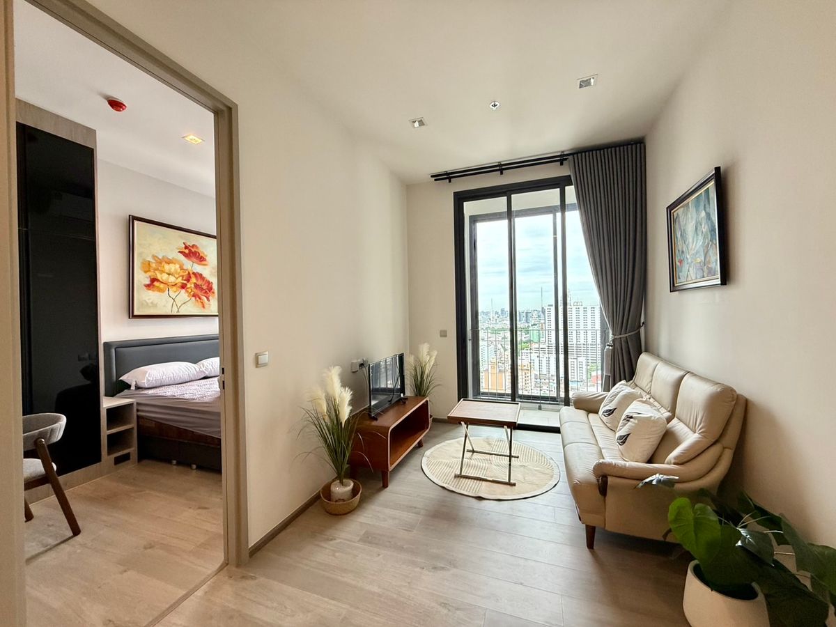 For RentCondoRatchathewi,Phayathai : ⚜️ Best Price for Rent 1 Bedroom Close to Siam Paragon ⚜️