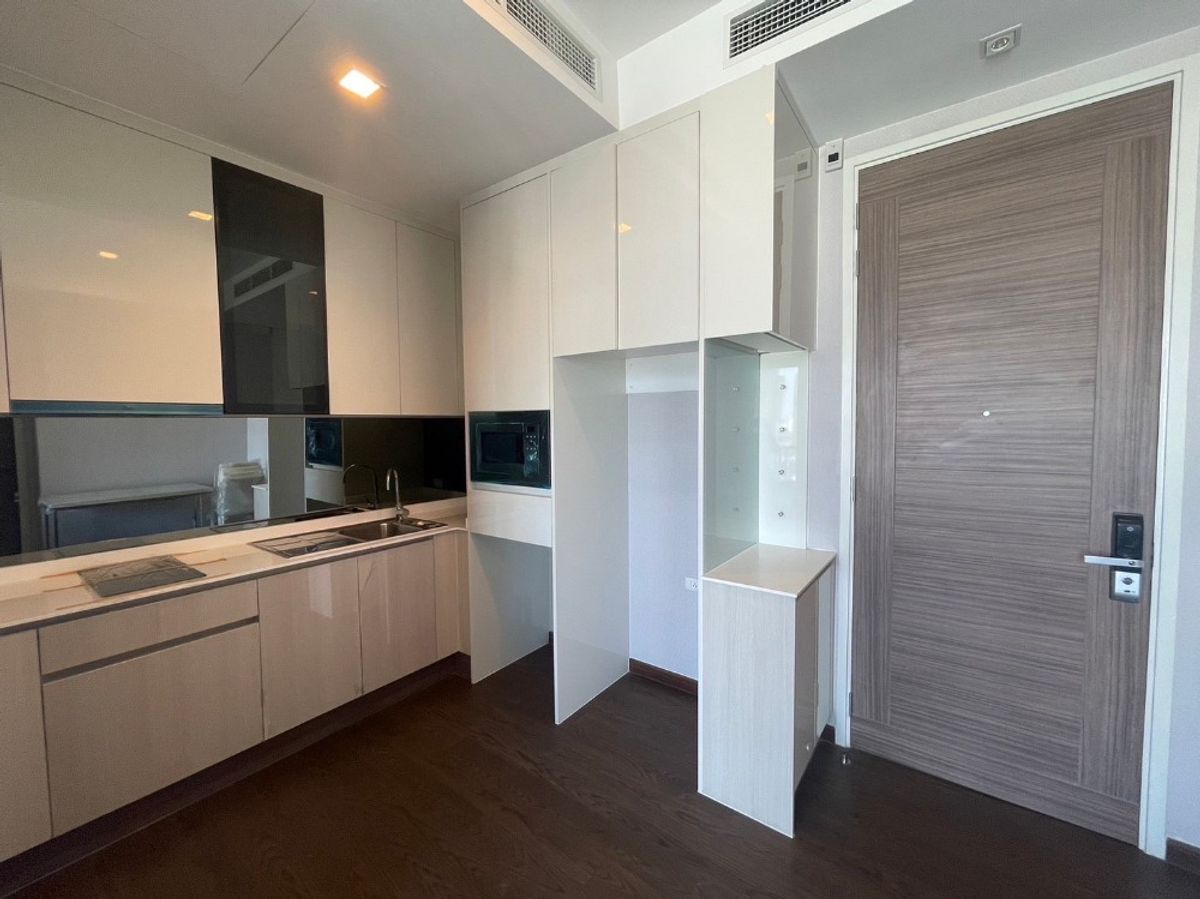 For SaleCondoRama9, Petchburi, RCA : The best price in the Q asoke 2 bedroom project 9.2 million baht
