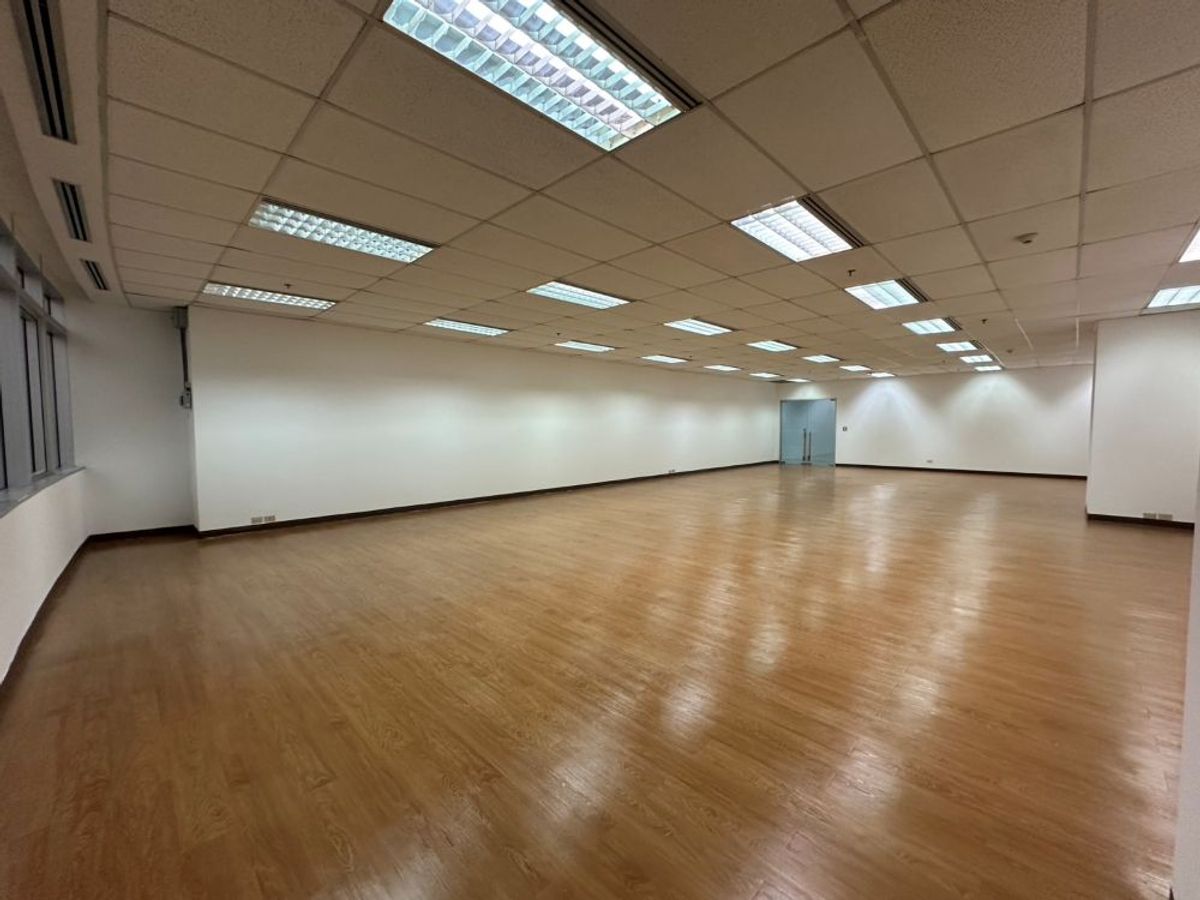 For RentOfficeChaengwatana, Muangthong : Office space rental Software Park Building, Chaeng Watthana Road, good location, convenient transportation, MRT, Chaeng Watthana Station-Pak Kred 28