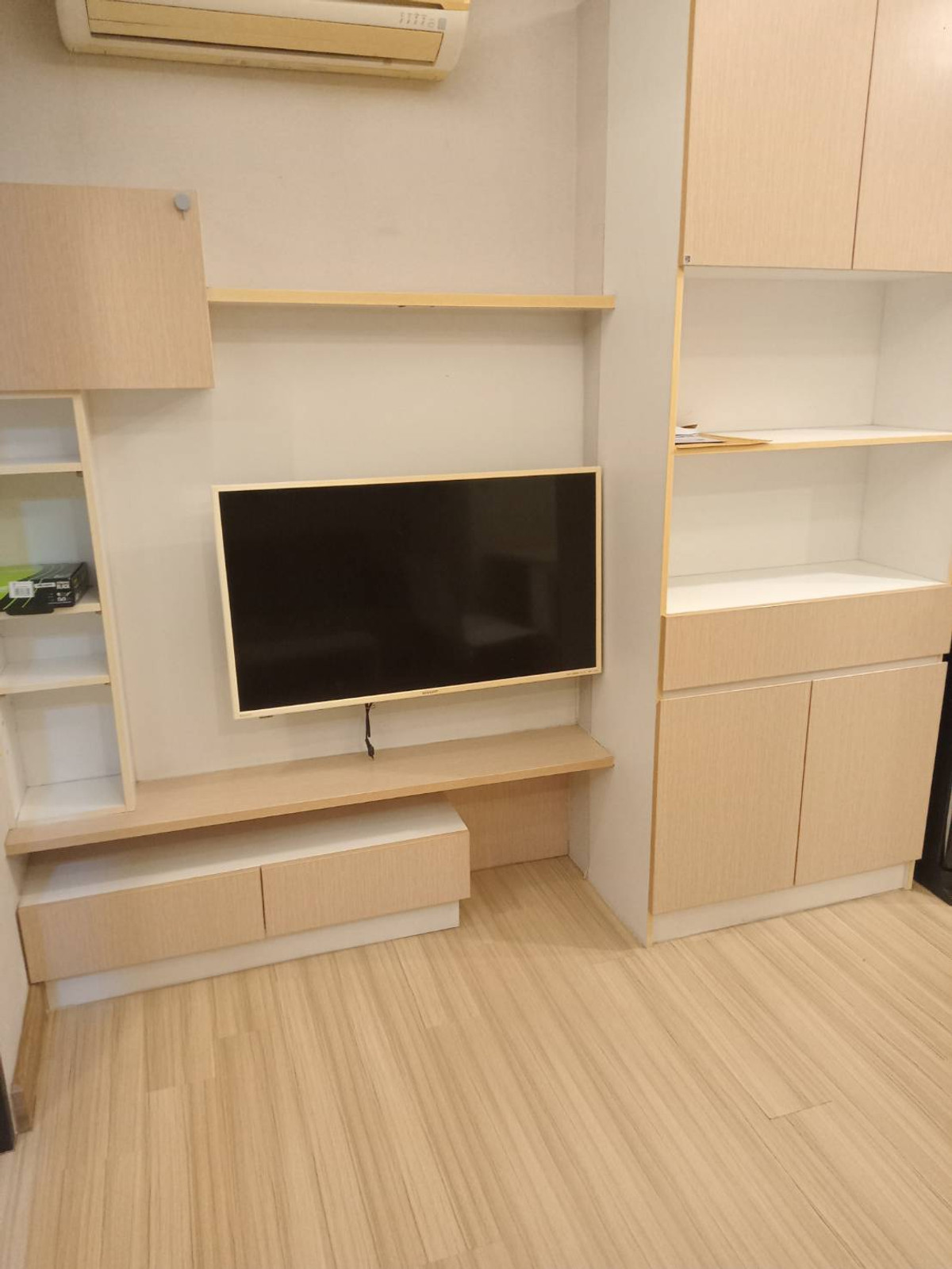 ให้เช่าคอนโดปิ่นเกล้า จรัญสนิทวงศ์ :  ให้เช่าคอนโด 88เดอะเทอมินอล สิรินธร-ปิ่นเกล้า 30.31ตรม. ชั้น 10 เฟอร์นิเจอร์ครบ หิ้วกระเป๋าเข้าอยู่ได้เลย วิวสระว่ายน้ำ