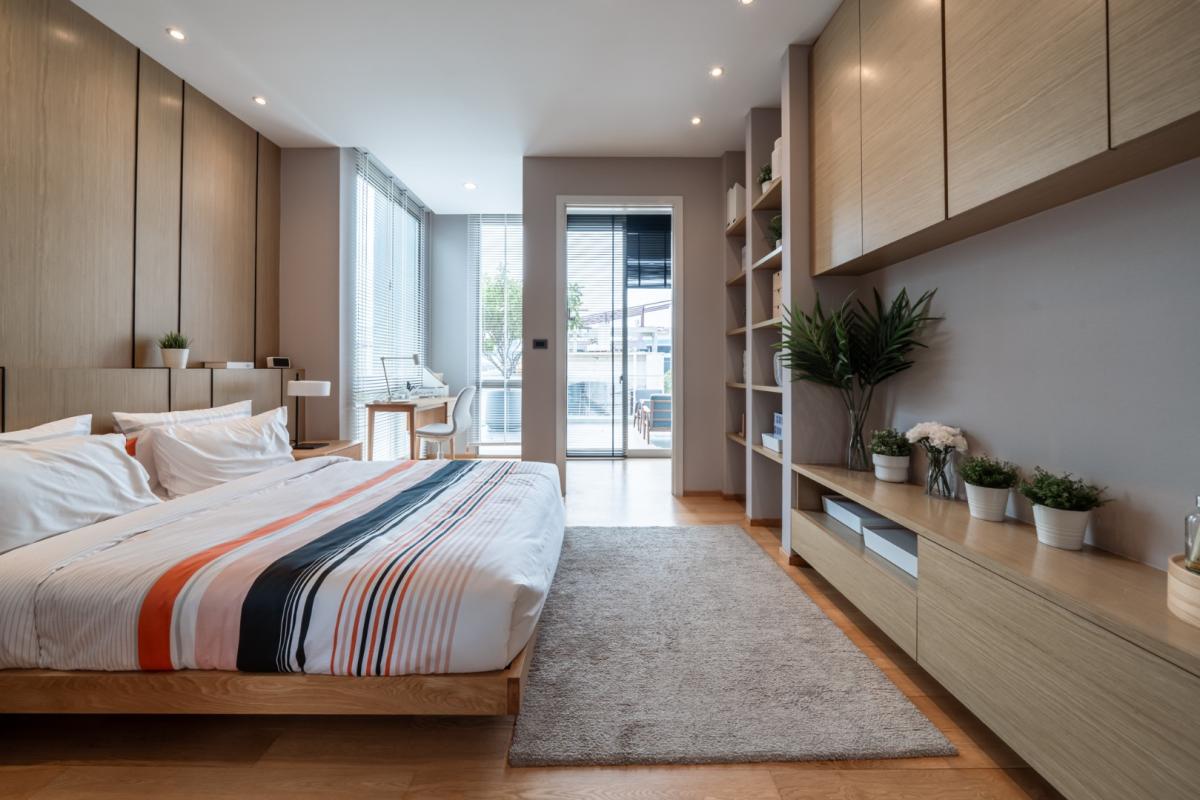 For SaleHouseBangna, Bearing, Lasalle : 🔥Beautiful house in a prime location🔥Nirvana Beyond Bangna (Type Mind) 3-storey detached house, decorated in Nature Modern style, spacious, comfortable and private, near the community and Suvarnabhumi Airport.