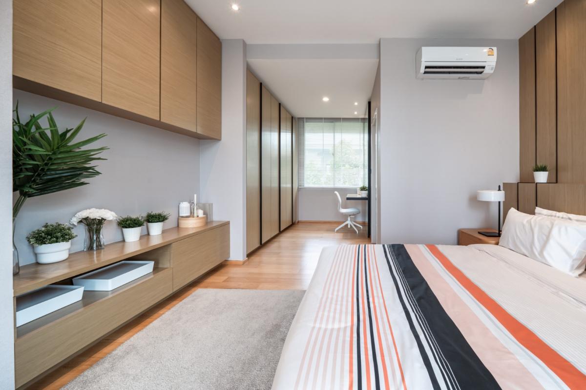 For SaleHouseBangna, Bearing, Lasalle : 🔥Beautiful house in a prime location🔥Nirvana Beyond Bangna (Type Mind) 3-storey detached house, decorated in Nature Modern style, spacious, comfortable and private, near the community and Suvarnabhumi Airport.