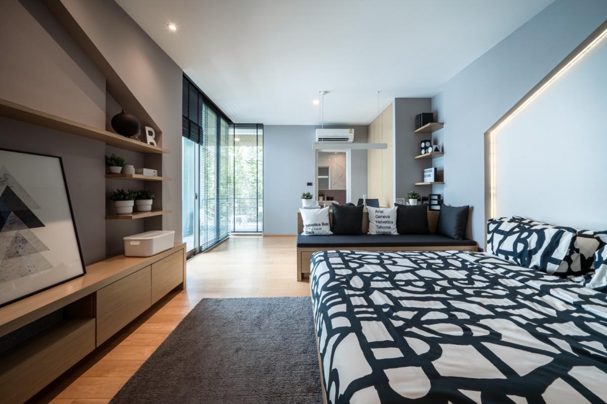 For SaleHouseBangna, Bearing, Lasalle : 🔥Beautiful house in a prime location🔥Nirvana Beyond Bangna (Type Mind) 3-storey detached house, decorated in Nature Modern style, spacious, comfortable and private, near the community and Suvarnabhumi Airport.