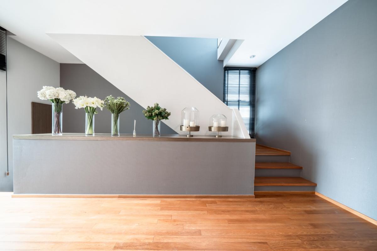 For SaleHouseBangna, Bearing, Lasalle : 🔥Beautiful house in a prime location🔥Nirvana Beyond Bangna (Type Mind) 3-storey detached house, decorated in Nature Modern style, spacious, comfortable and private, near the community and Suvarnabhumi Airport.