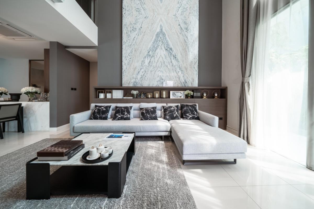 For SaleHouseBangna, Bearing, Lasalle : 🔥Beautiful house in a prime location🔥Nirvana Beyond Bangna (Type Mind) 3-storey detached house, decorated in Nature Modern style, spacious, comfortable and private, near the community and Suvarnabhumi Airport.