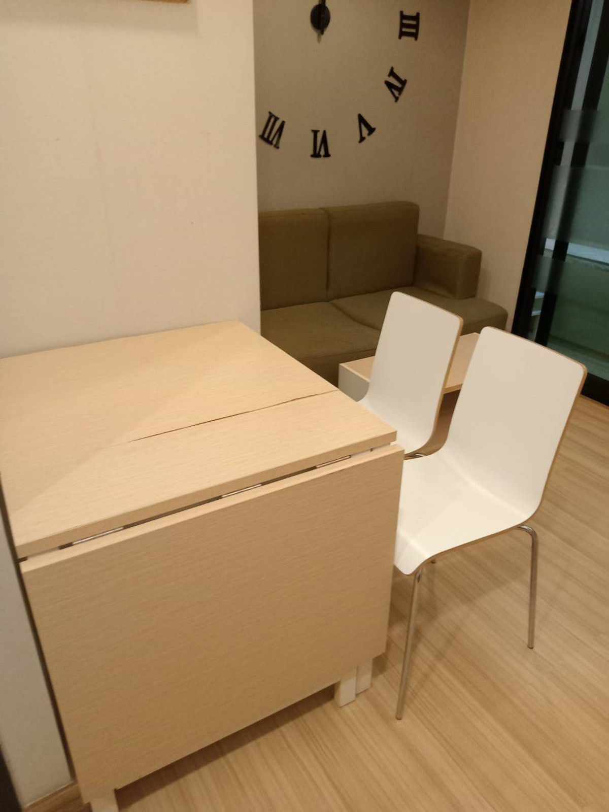 ให้เช่าคอนโดปิ่นเกล้า จรัญสนิทวงศ์ :  ให้เช่าคอนโด 88เดอะเทอมินอล สิรินธร-ปิ่นเกล้า 30.31ตรม. ชั้น 10 เฟอร์นิเจอร์ครบ หิ้วกระเป๋าเข้าอยู่ได้เลย วิวสระว่ายน้ำ