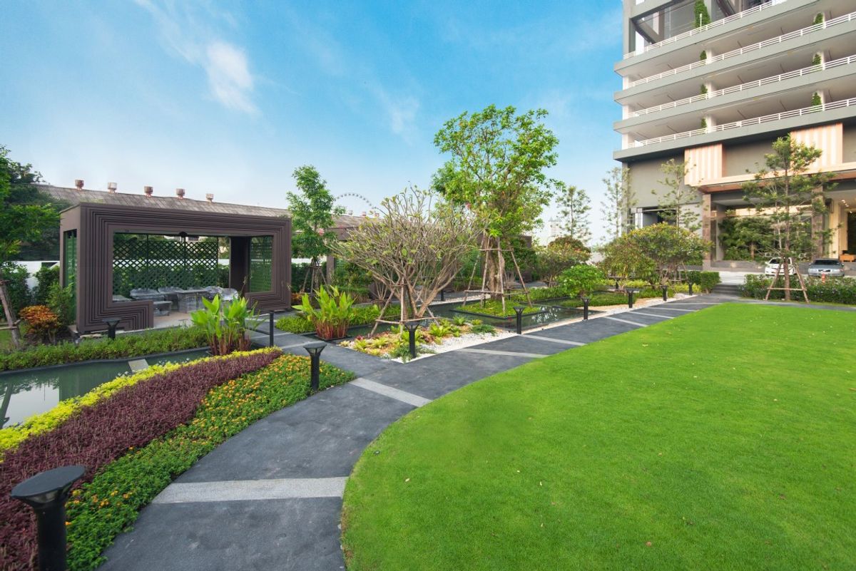 For SaleCondoSathorn, Narathiwat : sell! Menam Residences (Residence River) L is fully viewed in the Chao Phraya River.