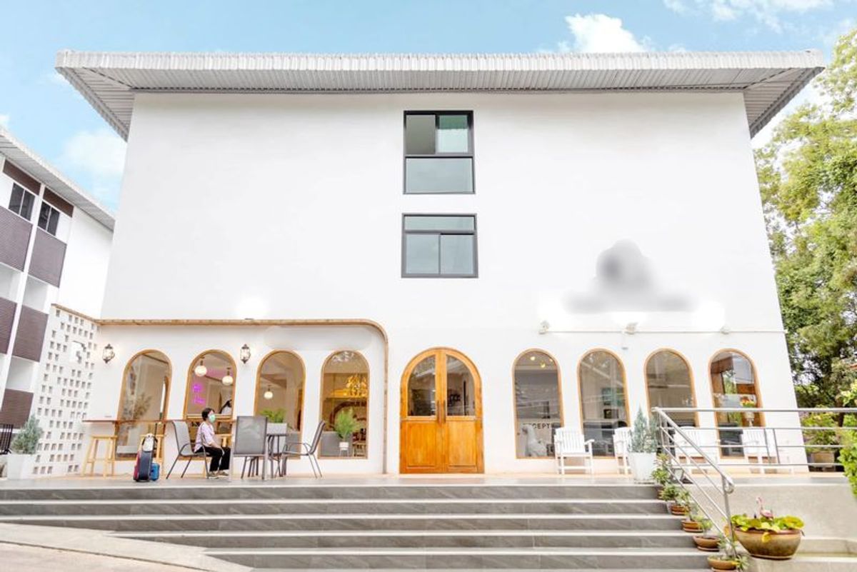 For SaleHotel&Apartment BusinessPattaya, Bangsaen, Chonburi : Urgent selling hotels in Pluta Luang Sattahip and proceeding with a stable income
