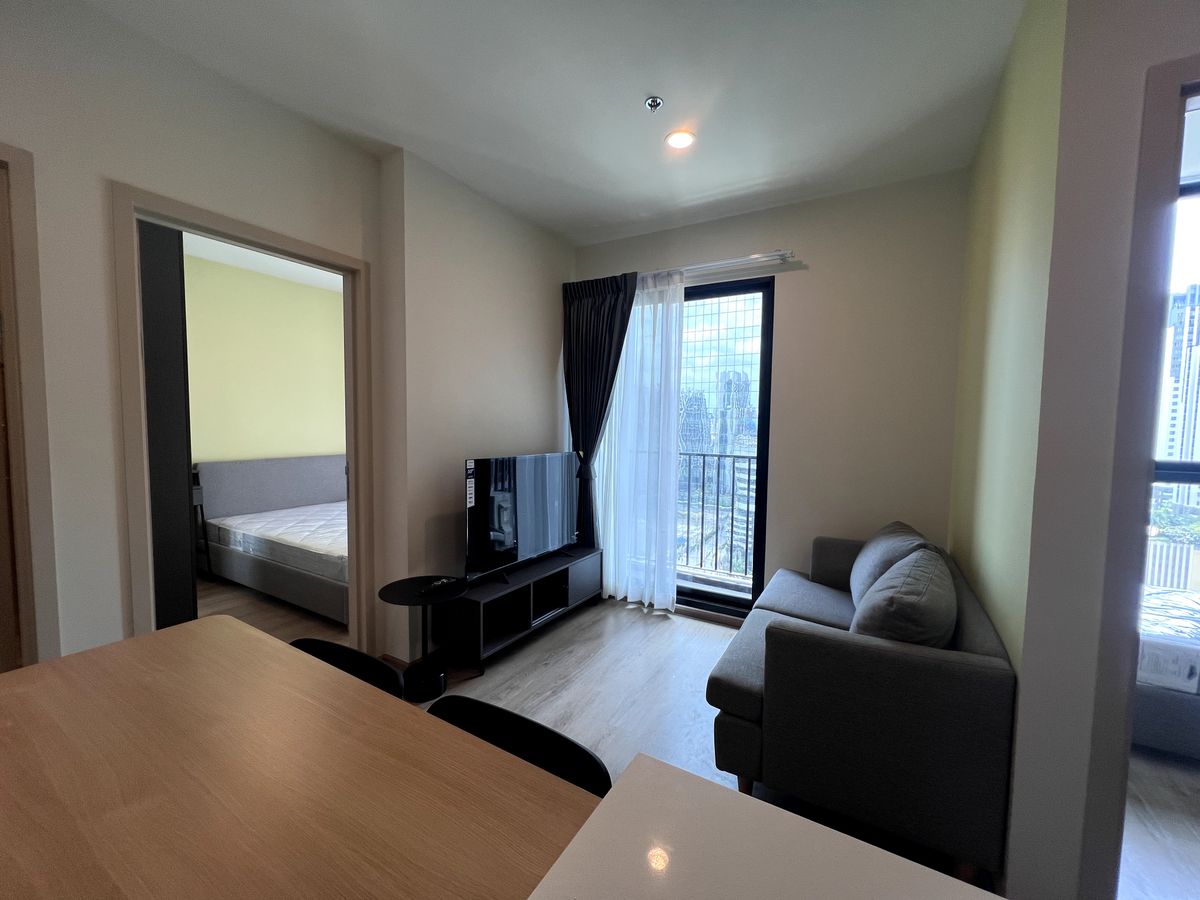 For RentCondoRama9, Petchburi, RCA :   ⭐️ Noble Nue district Rama9 ⭐️ Ready to move in, 2 bed room (35 sqm | 28,000 THB/Month)