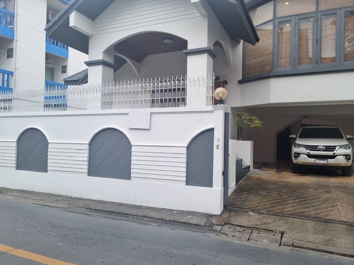 ให้เช่าบ้านเกษตรศาสตร์ รัชโยธิน : ให้เช่า บ้านเดี่ยว 2 ชั้น รัชดา