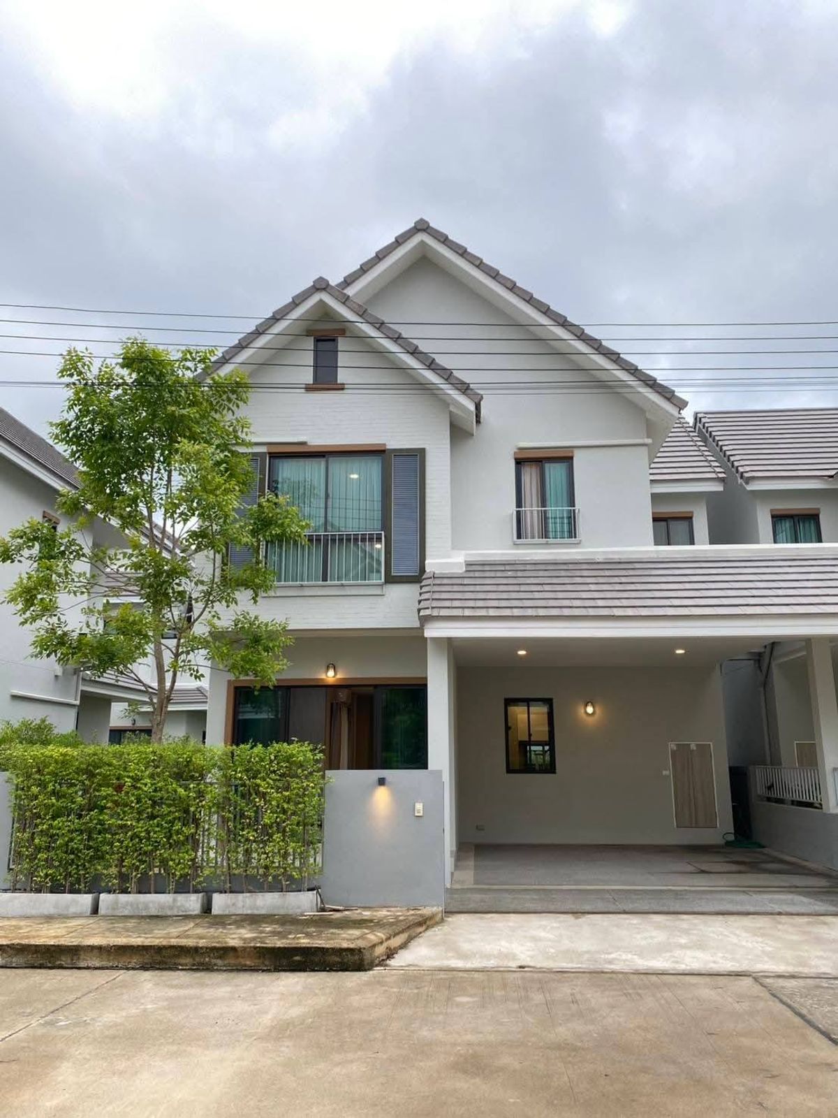 ให้เช่าบ้านเชียงใหม่ : 🏡✨ให้เช่าบ้านในโครงการ Graceland เชียงใหม่ – ใกล้โรงเรียนนานาชาติเกรซ 3 ห้องนอน พร้อมเฟอร์ครบ