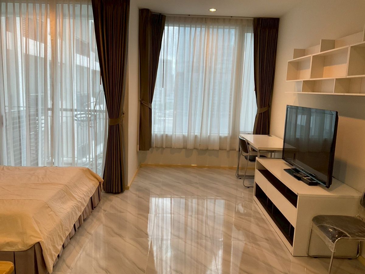 For RentCondoRatchathewi,Phayathai : Rent Villa RachaTewi. A large studio in the city at a great value of only 20,000 baht.