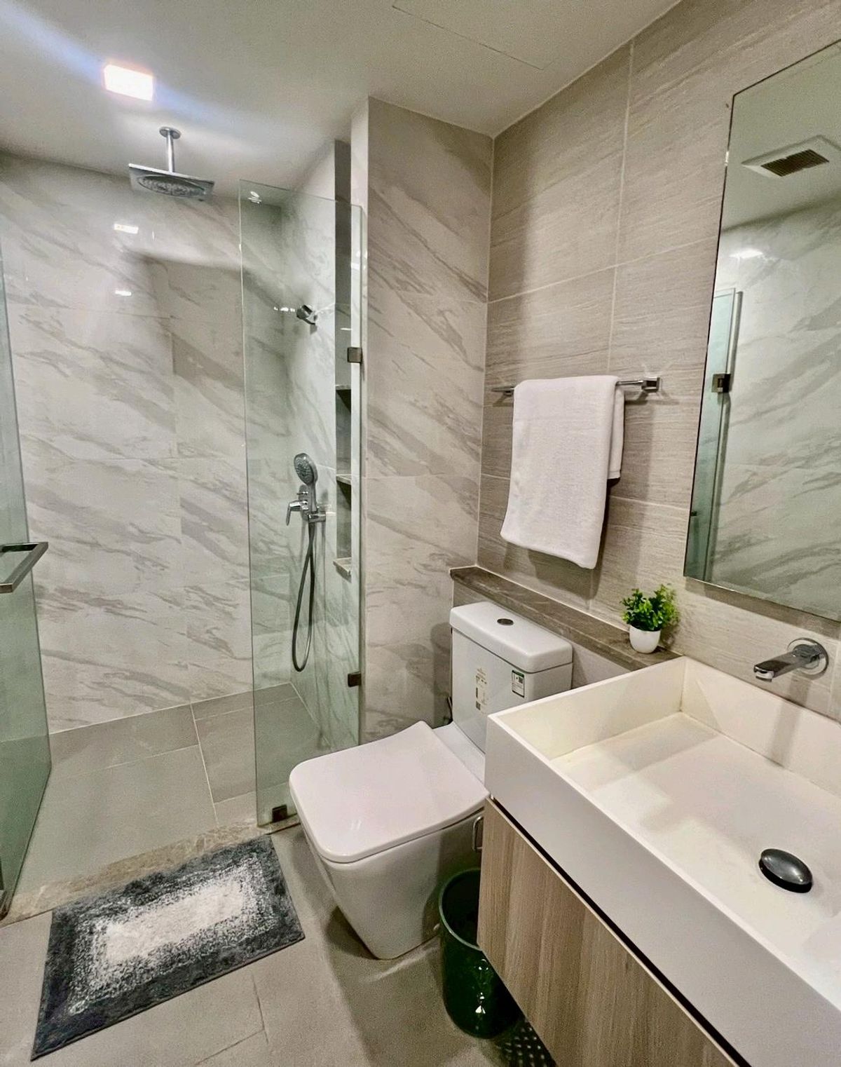 ให้เช่าคอนโดสุขุมวิท อโศก ทองหล่อ : 📌For RENT เช่า | FYNN Sukhumvit 31 - 3BR (113 sqm) 109,000 THB