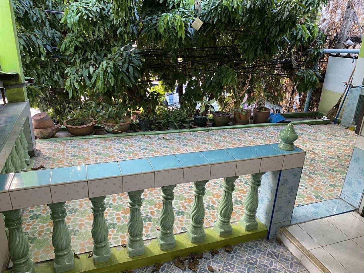 ให้เช่าร้านค้า/ตลาดนัดโชคชัย4 ลาดพร้าว71 : ปล่อยเช่า พื้นที่ทำธุรกิจ ร้านอาหาร กาแฟ เบเกอรี่ อาหารตามสั่ง ครัวกลาง ถนนสังคมสงเคราะห์ ปากซอย 26 แหล่ง ร้านอาหาร คาเฟ่ และที่พักอาศัย