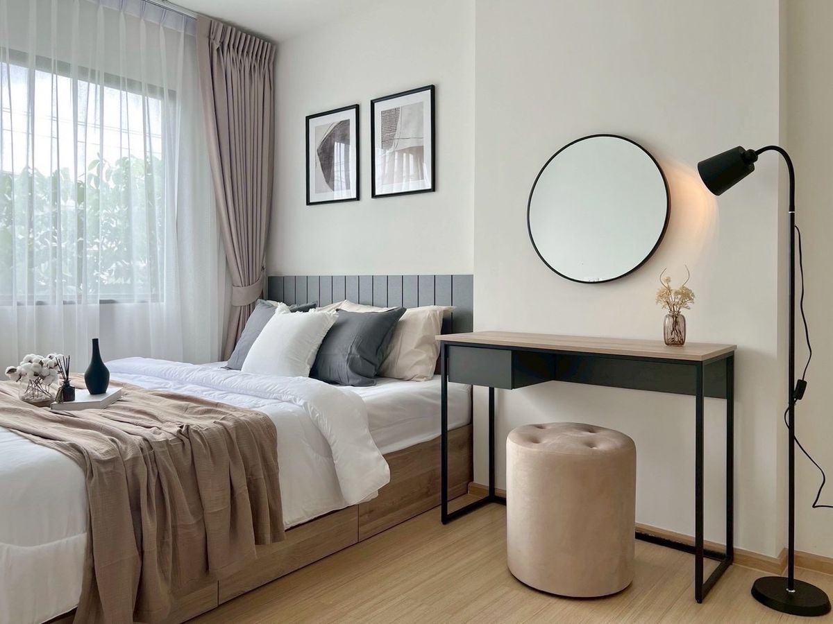 ให้เช่าคอนโดโชคชัย4 ลาดพร้าว71 : Chewathai Hallmark Ladprao - Chokchai 4 Phase 2
📍 Chokchai 4 | Ladprao Road | Pet Friendly 🐶🐱

Type: 1 Bedroom / 1 Bathroom
Size: 39.42 Sq.m
Floor: 2nd / Building C
Price: 25,000 baht/month