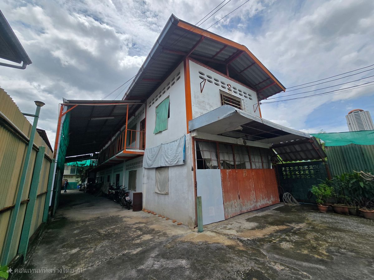 For SaleLandWongwianyai, Charoennakor : 5 plots of land for sale 436.6 sq.w. offers buildings and houses Soi Charoen Nakhon 48