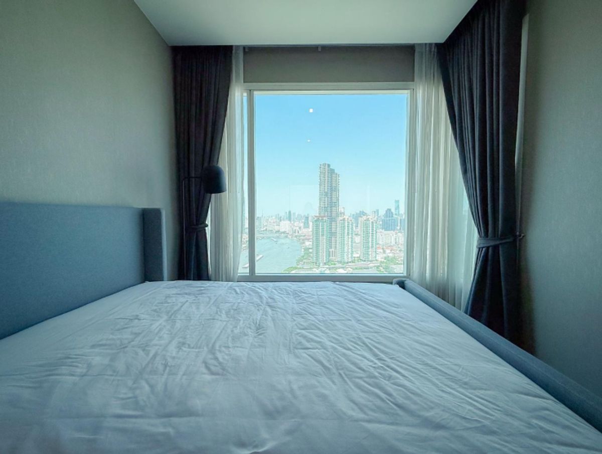 For SaleCondoSathorn, Narathiwat : sell! Menam Residences (Residence River) L is fully viewed in the Chao Phraya River.