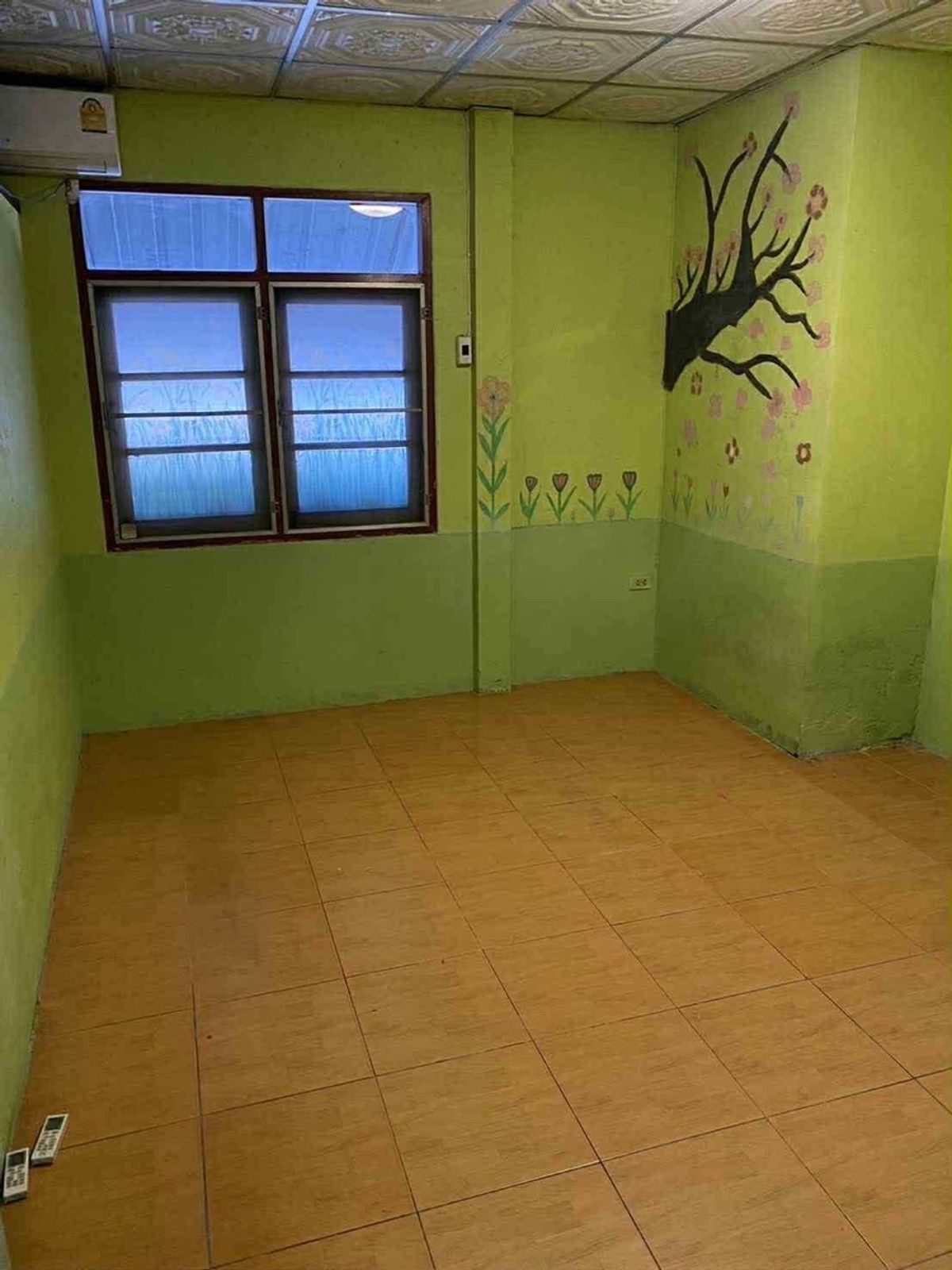 ให้เช่าร้านค้า/ตลาดนัดโชคชัย4 ลาดพร้าว71 : ปล่อยเช่า พื้นที่ทำธุรกิจ ร้านอาหาร กาแฟ เบเกอรี่ อาหารตามสั่ง ครัวกลาง ถนนสังคมสงเคราะห์ ปากซอย 26 แหล่ง ร้านอาหาร คาเฟ่ และที่พักอาศัย