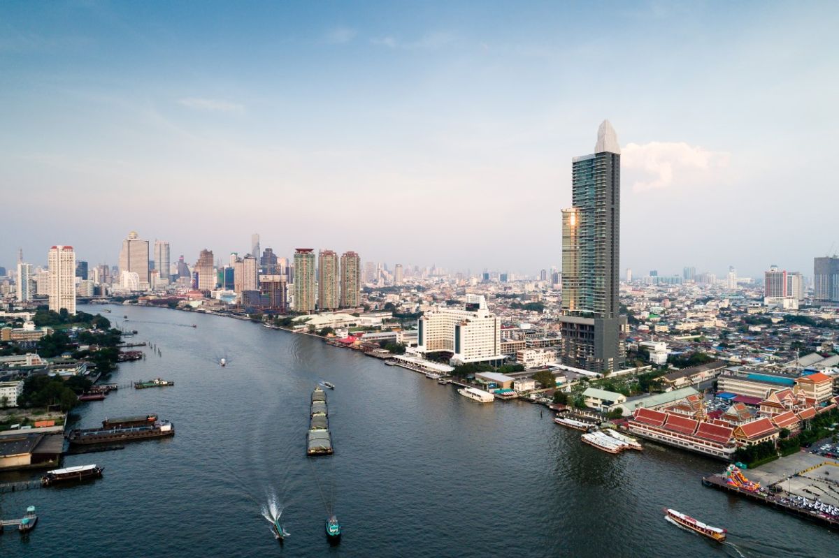 For SaleCondoSathorn, Narathiwat : sell! Menam Residences (Residence River) L is fully viewed in the Chao Phraya River.