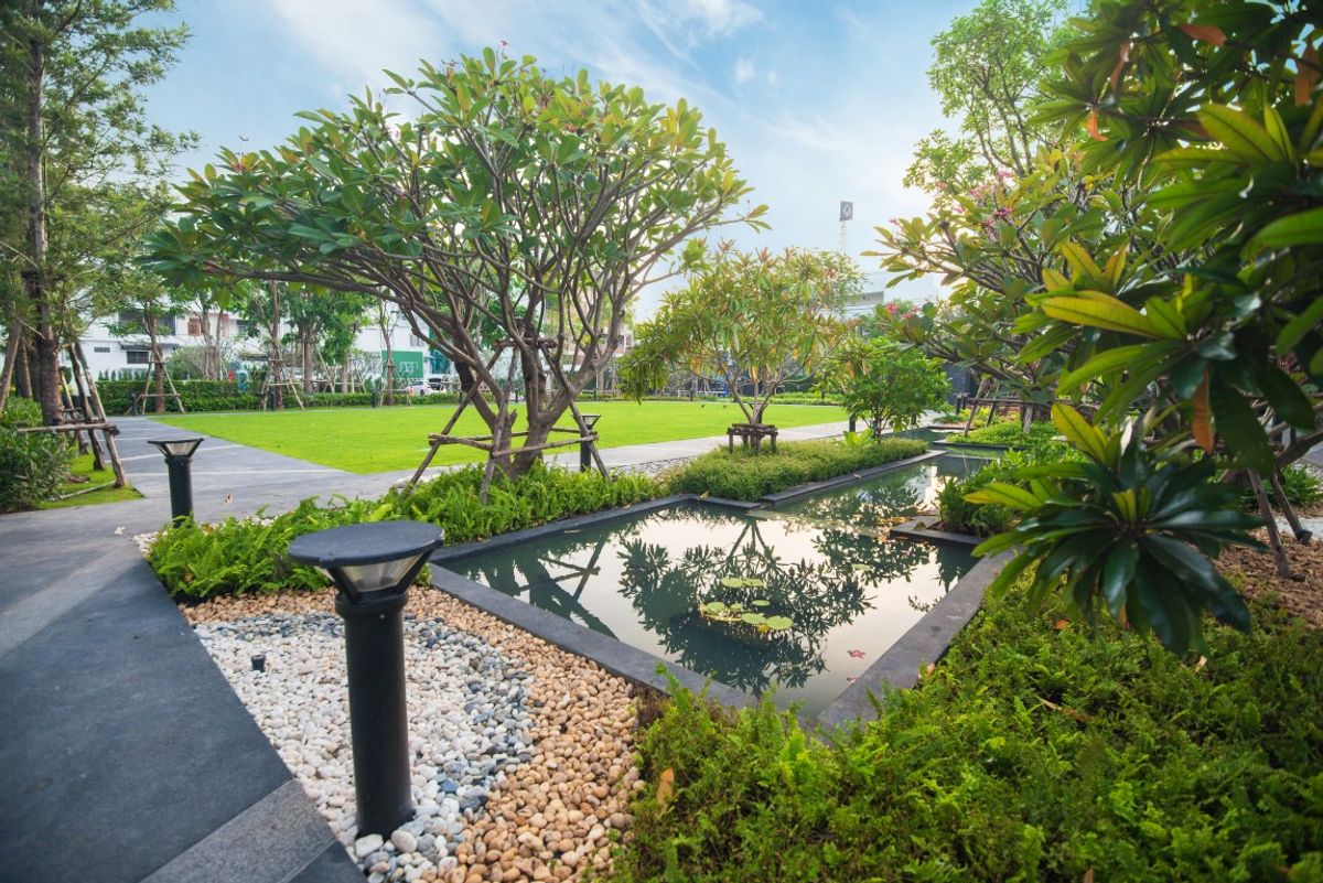 For SaleCondoSathorn, Narathiwat : sell! Menam Residences (Residence River) L is fully viewed in the Chao Phraya River.