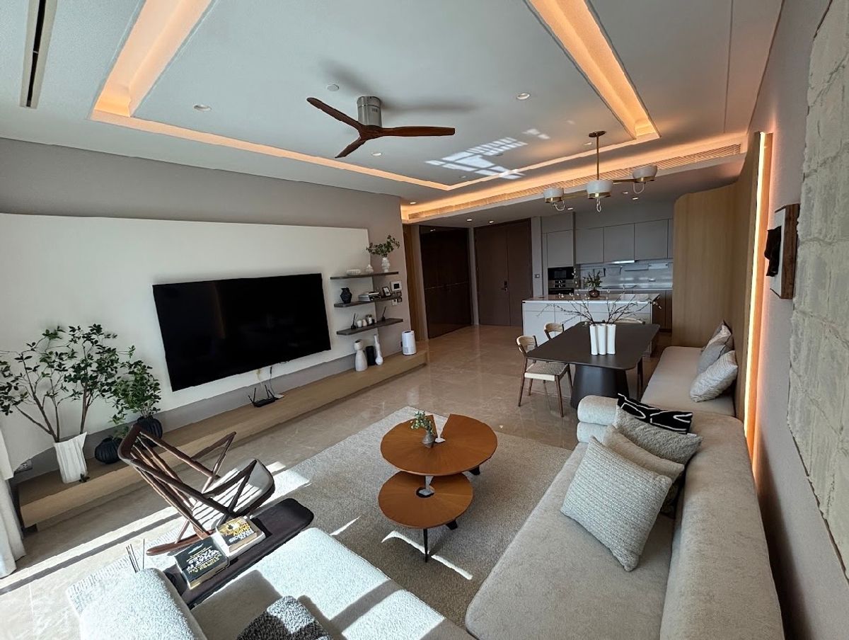 For RentCondoWitthayu, Chidlom, Langsuan, Ploenchit : Urgent ❗️ available for rent, Condo, The Residence At Sinthon Kempin Sokki Hotel Bangkok. Interested in LINE @jhrcondo.