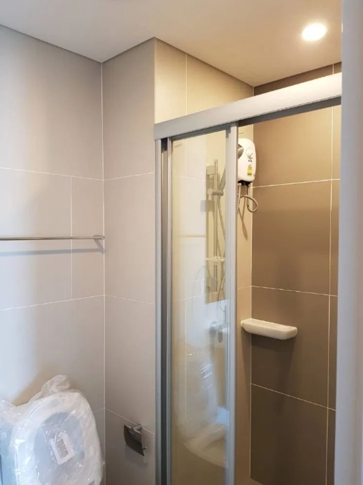 ขายคอนโดราชเทวี พญาไท : Lumpini Suite Din Daeng Ratchaprarop Eng 中 日 Please add LINE ID @806qphgn o8415o5483