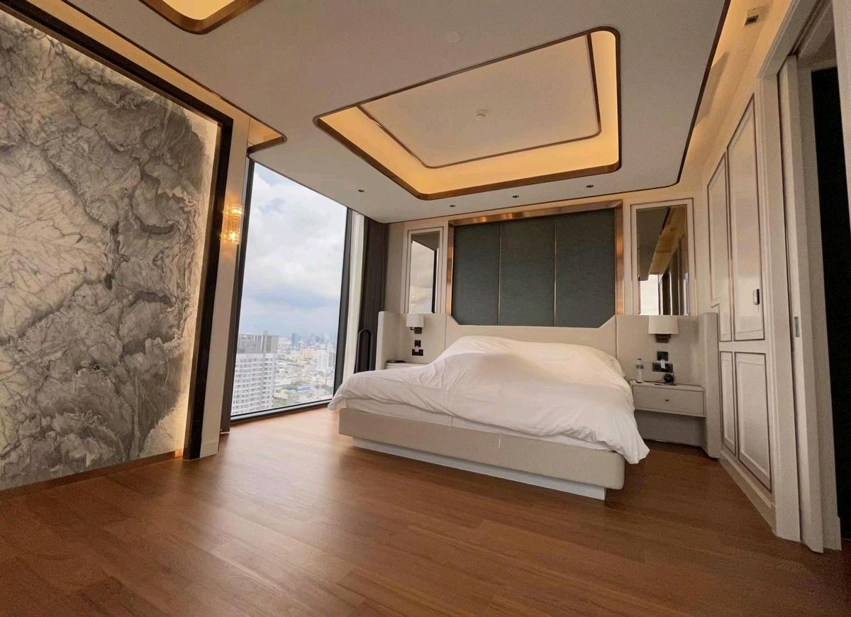 CondoRama9, Petchburi, RCA : 📌For RENT & SALE Rental and Sale | The ESSE at Singha Complex Penthouse - 3B (244 SQM) 500,000 THB / Month / 129MB