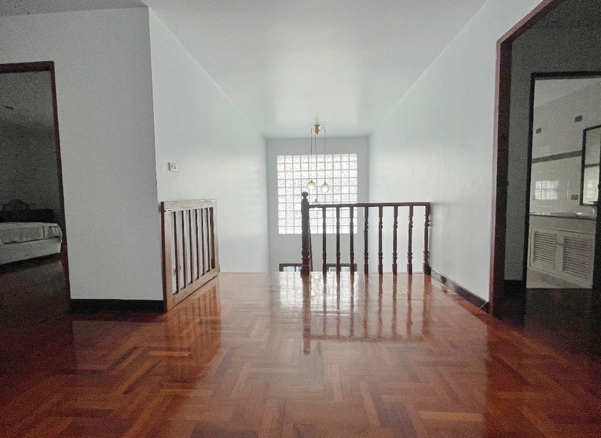 ให้เช่าบ้านพระราม 9 เพชรบุรีตัดใหม่ RCA : Single House for Rent Soi Soonvijai Thonglor / RCA / RAMA 9 / Sukhumvit Nearby NIST-BISB-BPS-EIS-AIS-ISB-MISB-RIS-RBIS-RAIS-KPIS International School