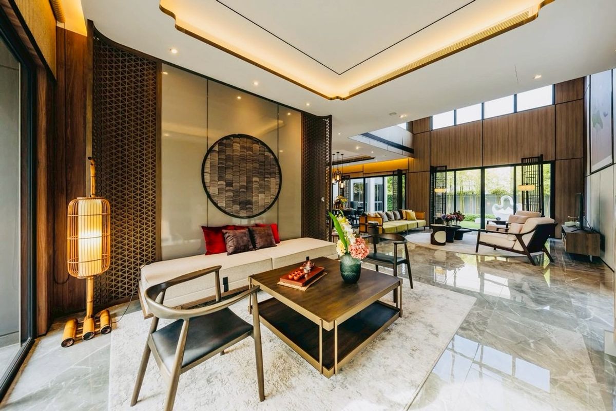 ขายบ้านลาดกระบัง สุวรรณภูมิ : Lake Legend บางนา สุวรรณภูมิ The Dual Luxury Two Masterpieces Lakeside House & Garden Villa Only 99 MB*  Code : H8226