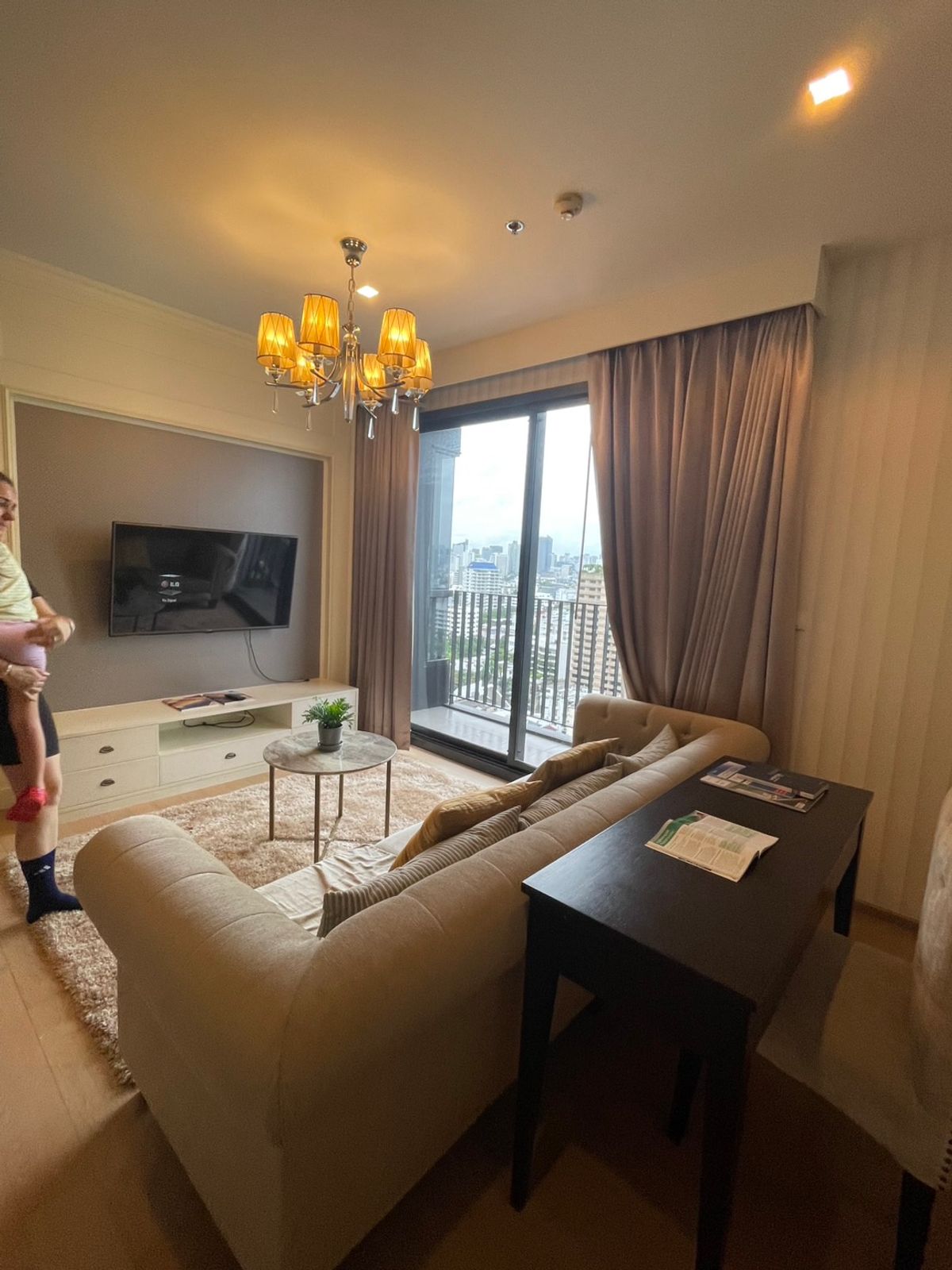 ให้เช่าคอนโดสุขุมวิท อโศก ทองหล่อ : HQ By Sansiri for rent, best price, fancy decoration, near BTS Thonglor and many comunity malls