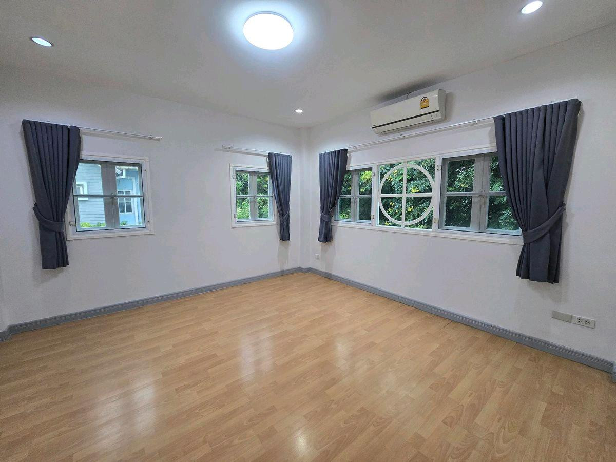 For RentHouseVipawadee, Don Mueang, Lak Si : Rent a 2 -story detached house, 78 sq.w., on Songprapa Road Nava Pracha Phatthana 11 Near Don Mueang Airport