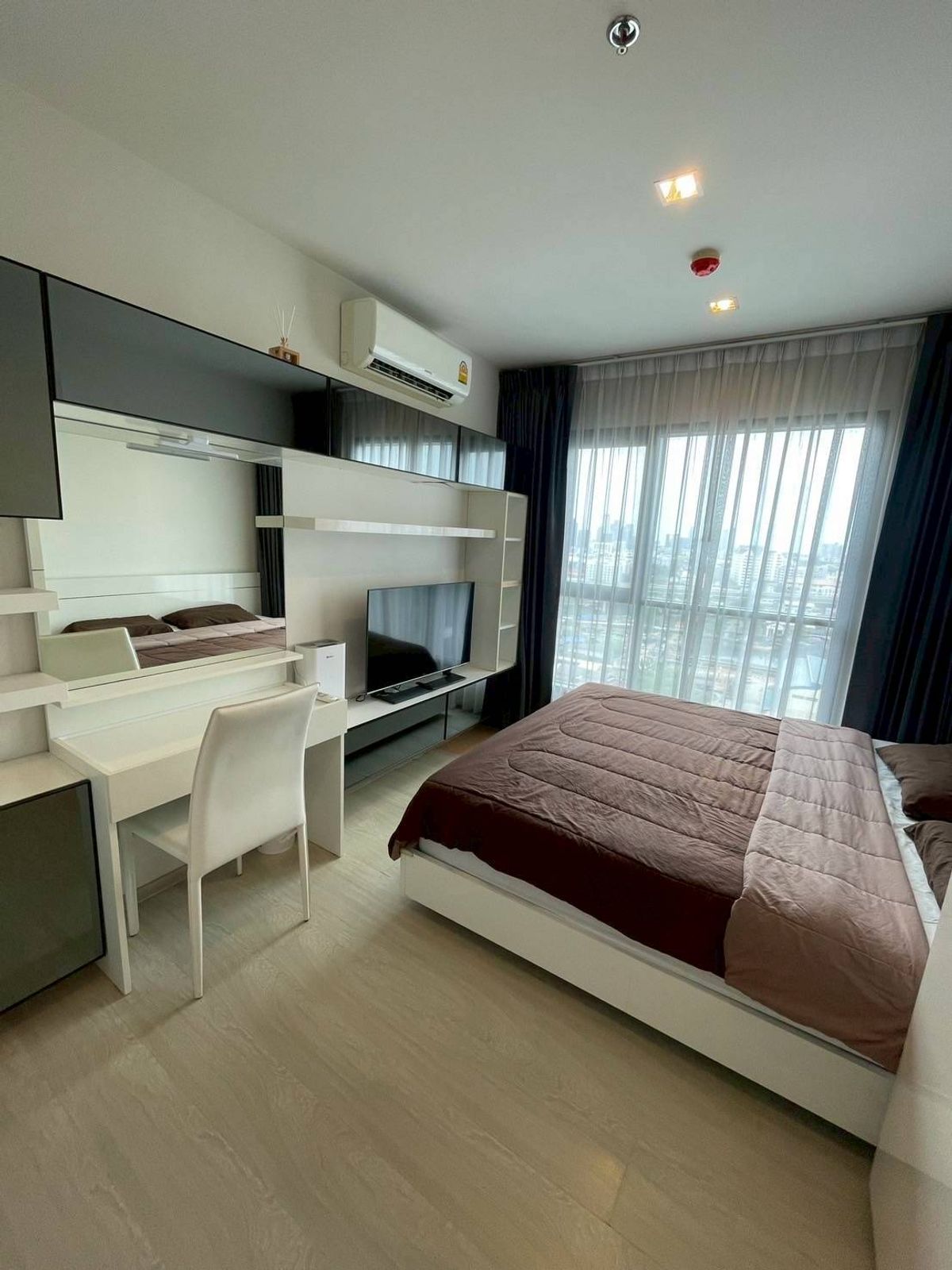 ให้เช่าคอนโดอ่อนนุช อุดมสุข :  life Sukhumvit 48 : ไลฟ์ สุขุมวิท 48  >>Available Now!!! 