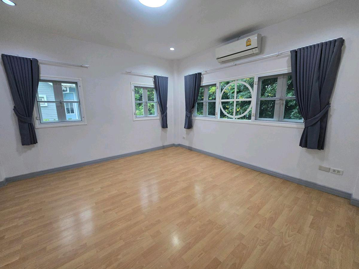 For RentHouseVipawadee, Don Mueang, Lak Si : Rent a 2 -story detached house, 78 sq.w., on Songprapa Road Nava Pracha Phatthana 11 Near Don Mueang Airport