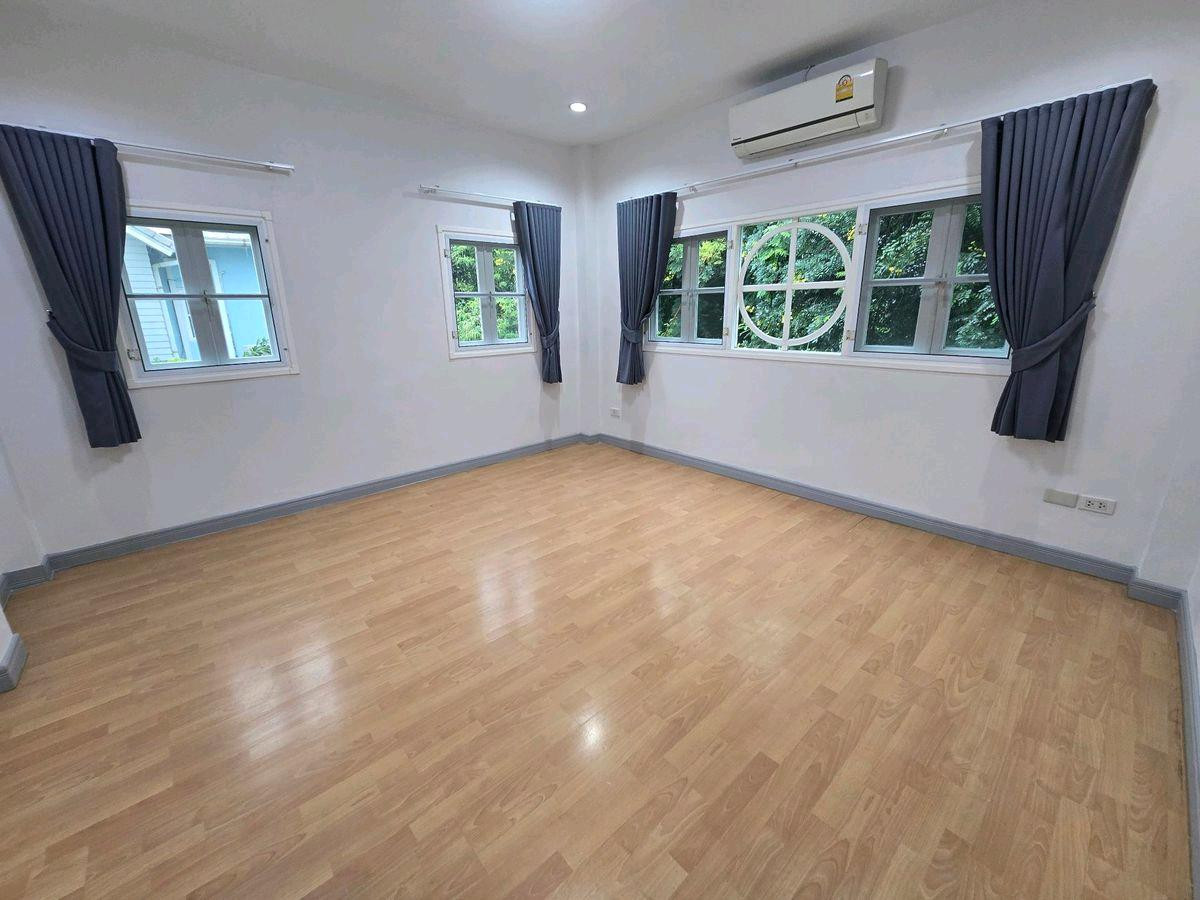 For RentHouseVipawadee, Don Mueang, Lak Si : Rent a 2 -story detached house, 78 sq.w., on Songprapa Road Nava Pracha Phatthana 11 Near Don Mueang Airport